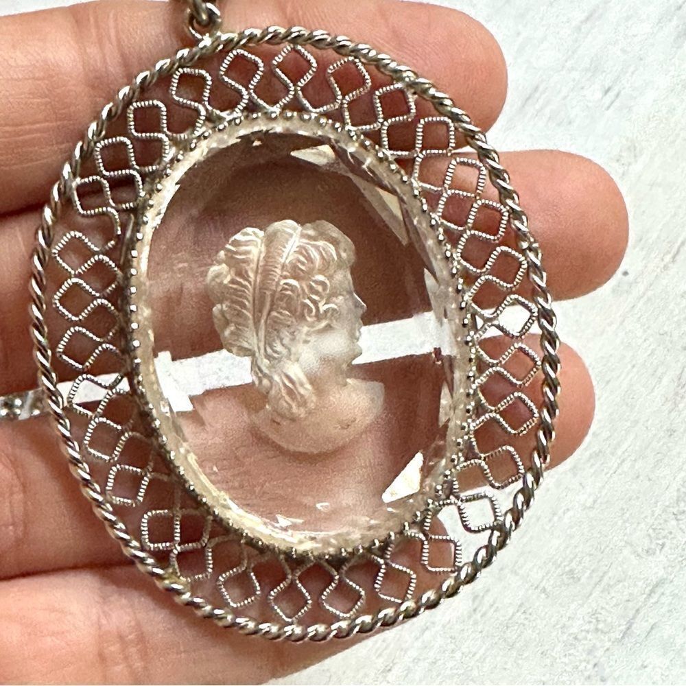 Vintage Whiting  and Davis reversible carved clear glass cameo pendant necklace